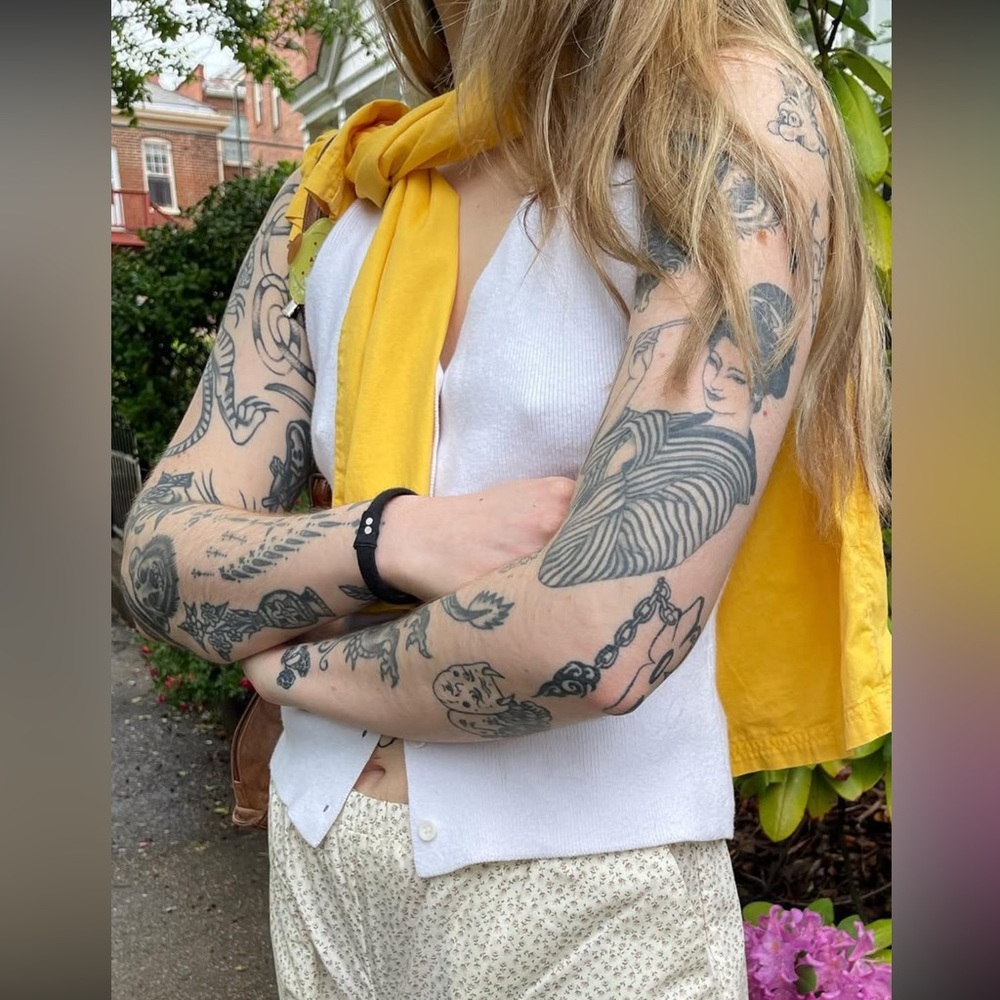 DEACTIVATING IN ONE MONTH :) James Street Co Keaton vest